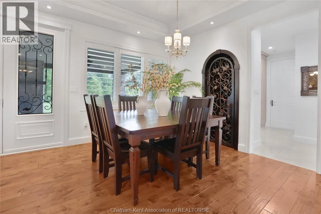 626 Gregory DRIVE East