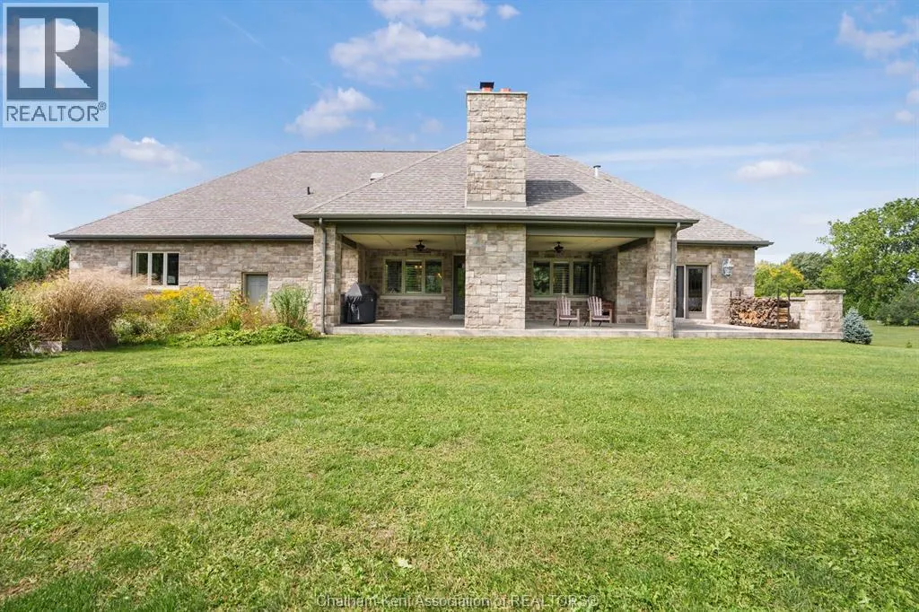 626 Gregory DRIVE East