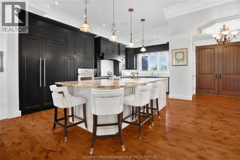 626 Gregory DRIVE East