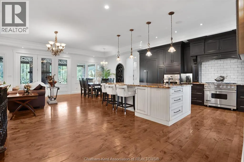 626 Gregory DRIVE East