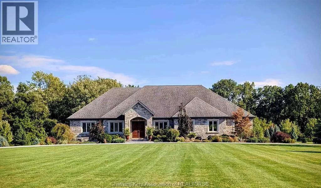 626 Gregory DRIVE East