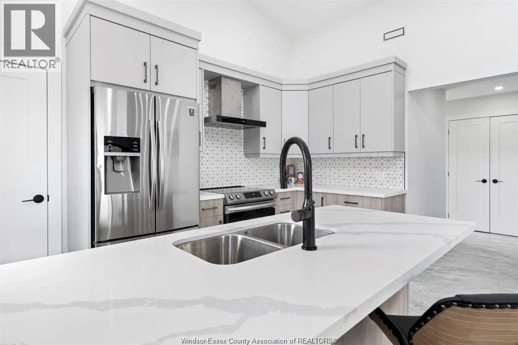 687 ASSUMPTION STREET Unit# UPPER