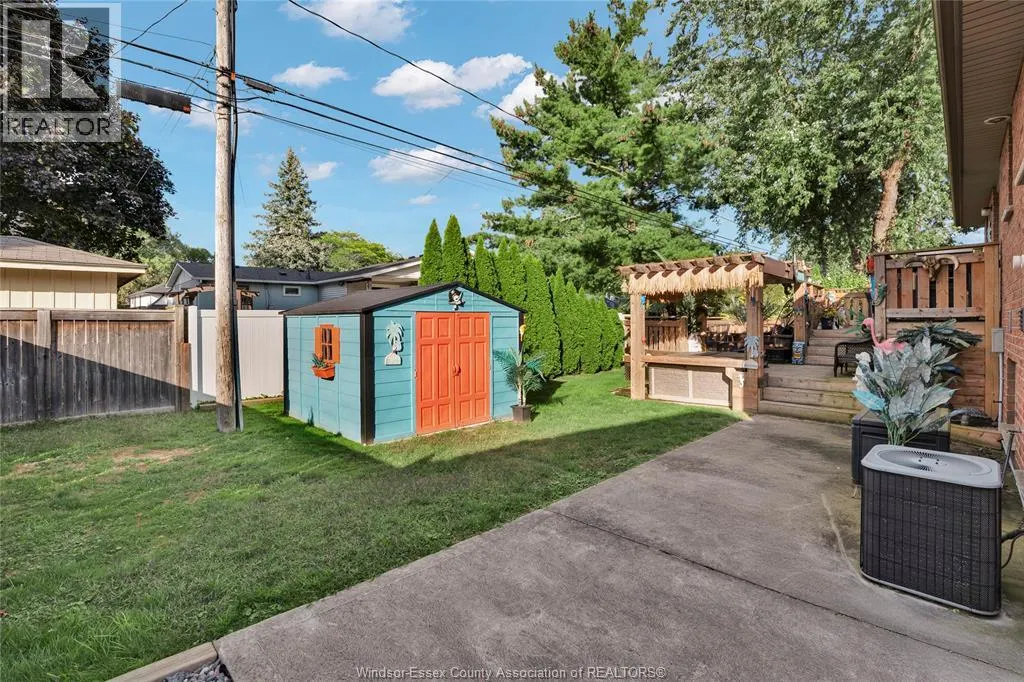555 SUPERIOR STREET