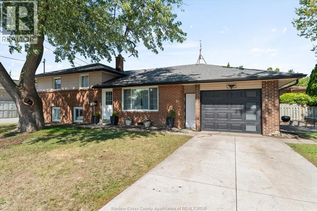 528 SANDISON STREET