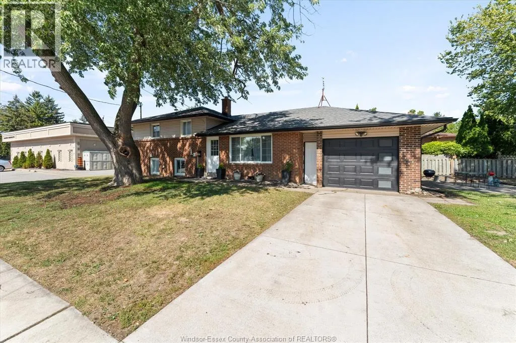 528 SANDISON STREET