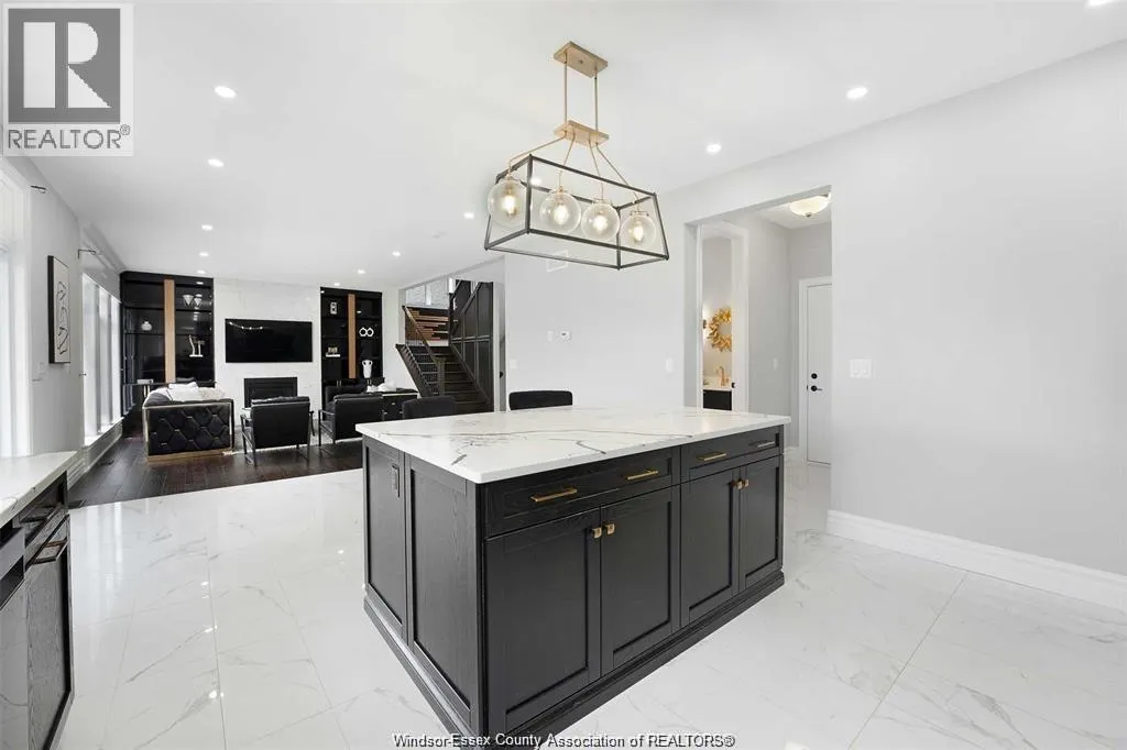 1271 CAMPANA CRESCENT