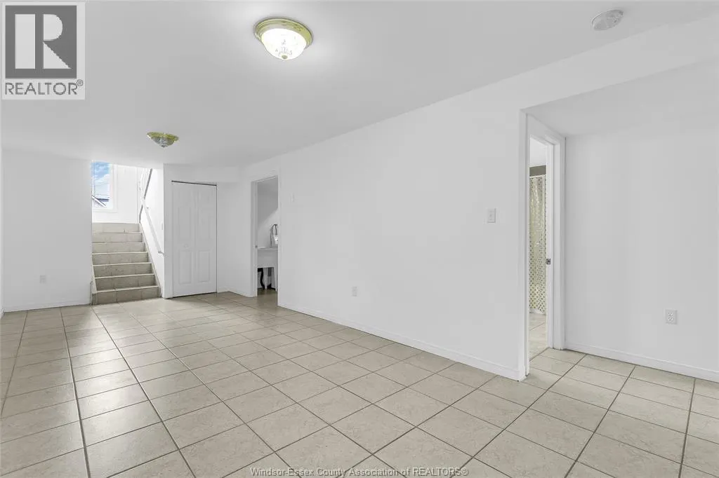 2631 TEEDIE CRESCENT