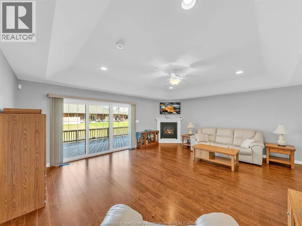 1145 Bridal Falls