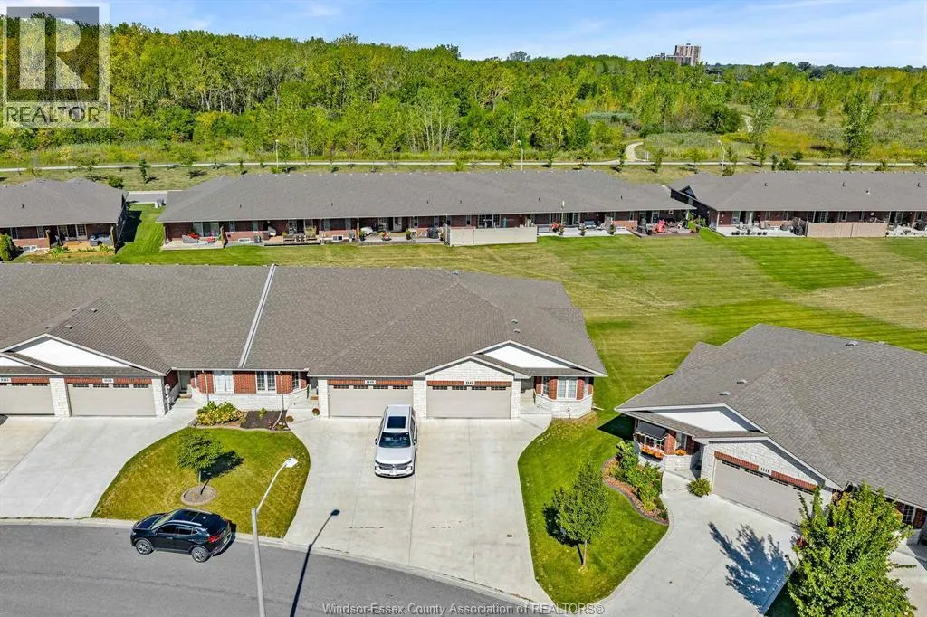 1145 Bridal Falls