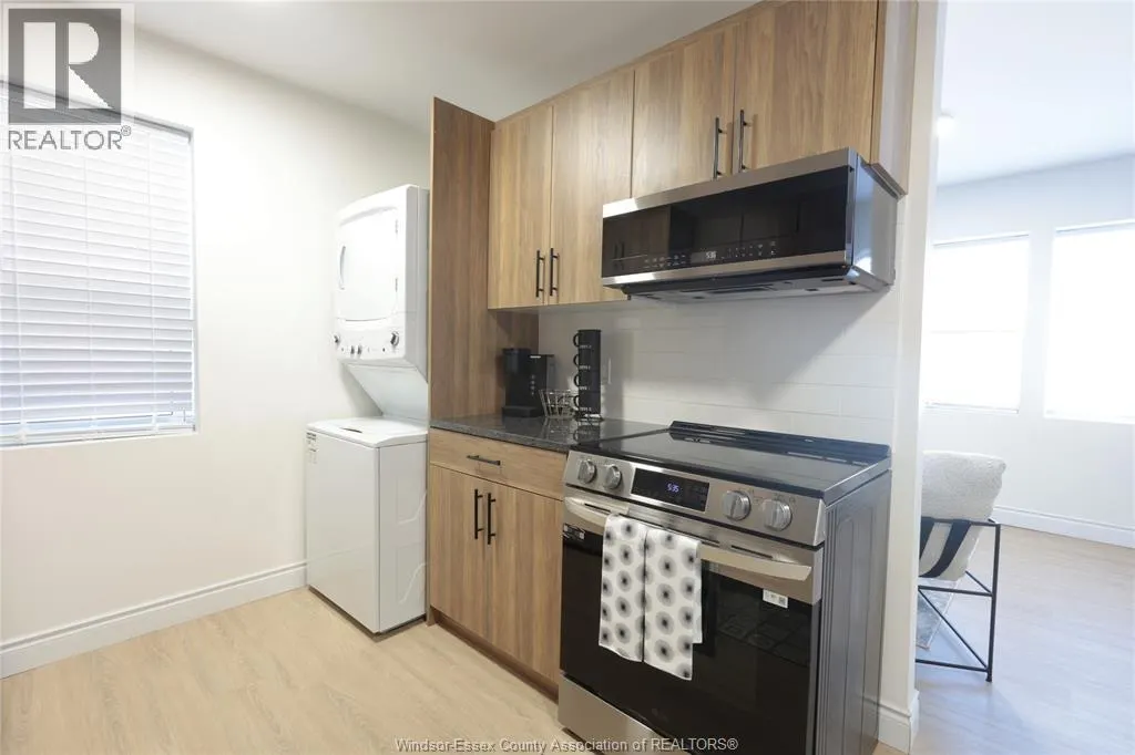 808 OTTAWA STREET Unit# 1