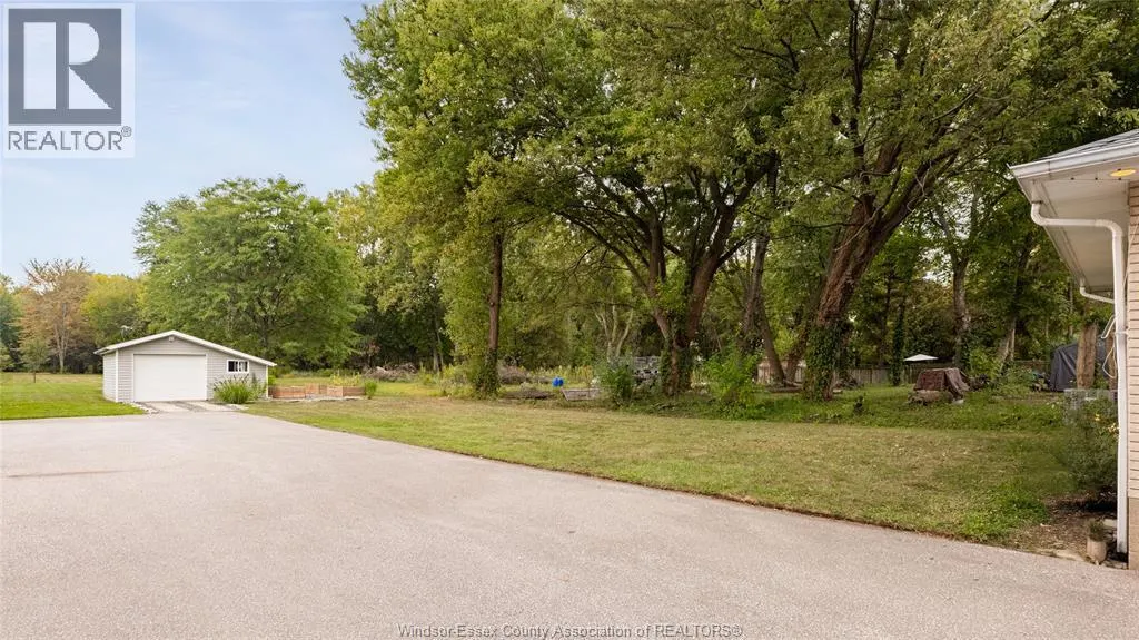 777 Old Tecumseh ROAD