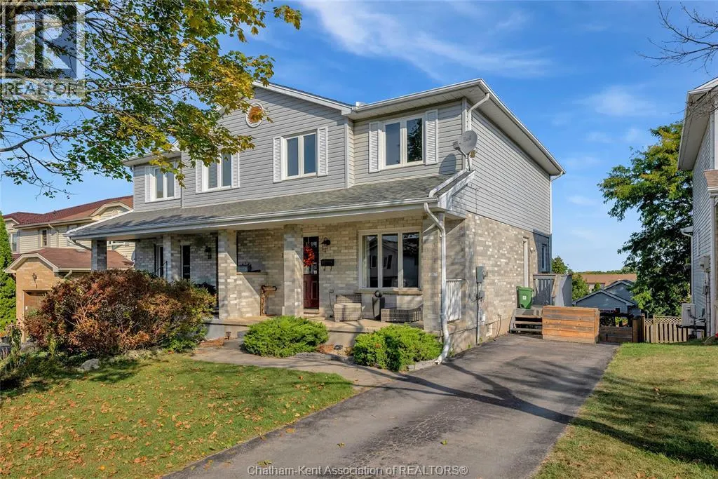 12 Phair CRESCENT