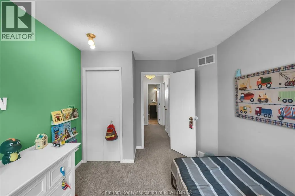 12 Phair CRESCENT