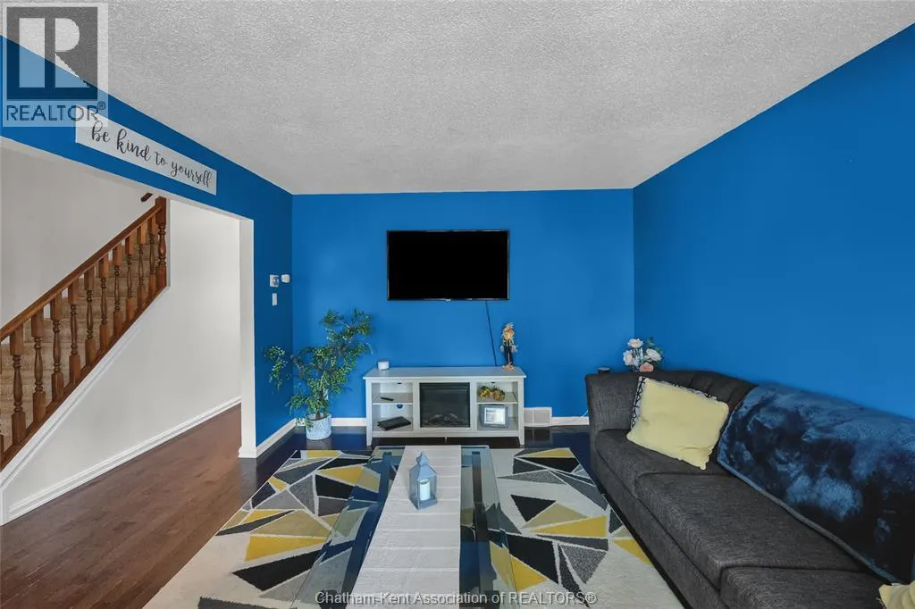 12 Phair CRESCENT