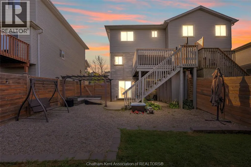 12 Phair CRESCENT