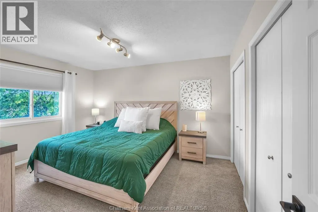 12 Phair CRESCENT