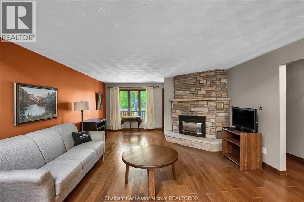 7 Lawson DRIVE