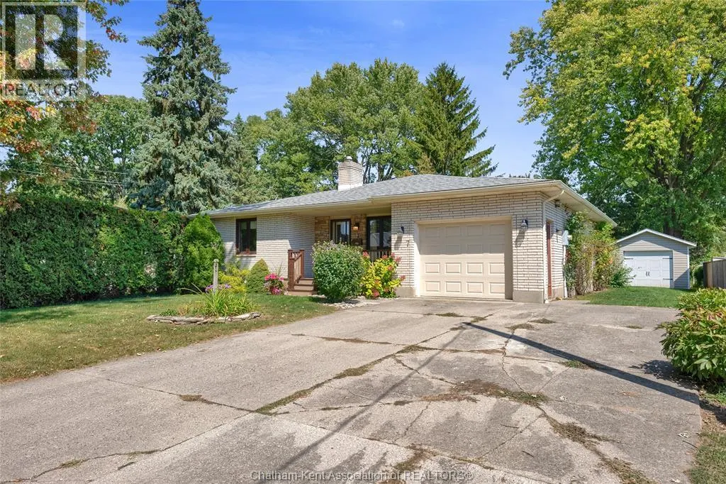 7 Lawson DRIVE