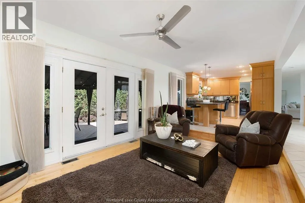252 TURNER