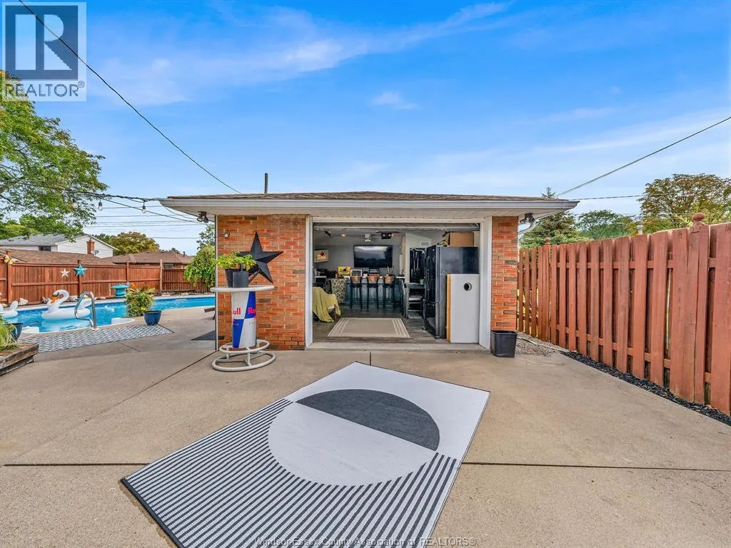 1256 JANISSE DRIVE