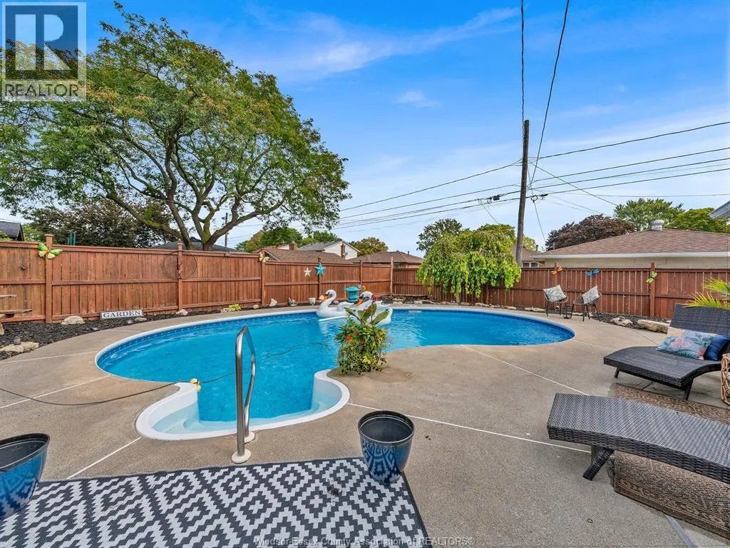 1256 JANISSE DRIVE