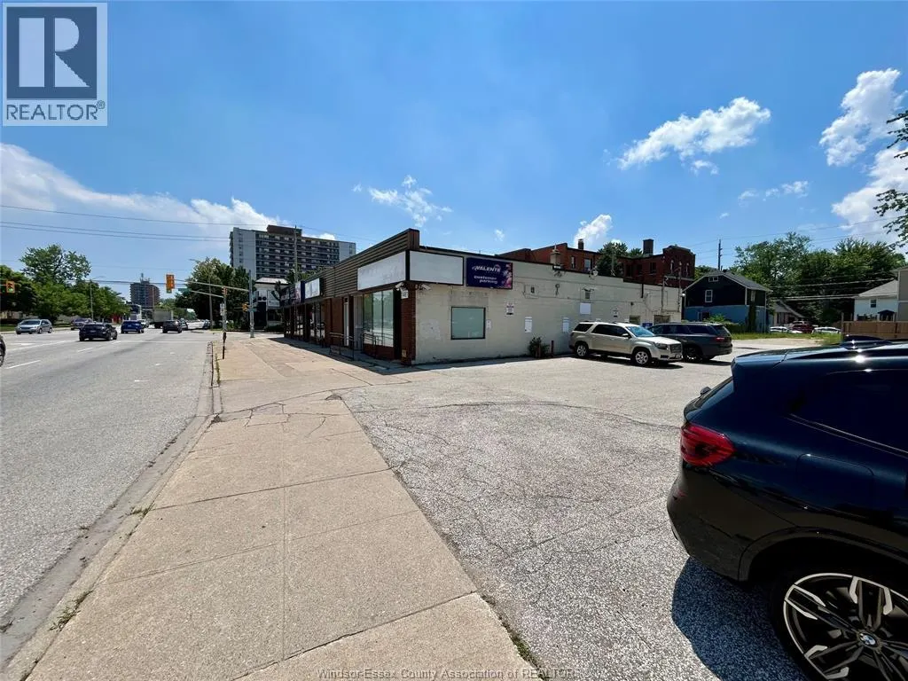 1481 OUELLETTE AVENUE