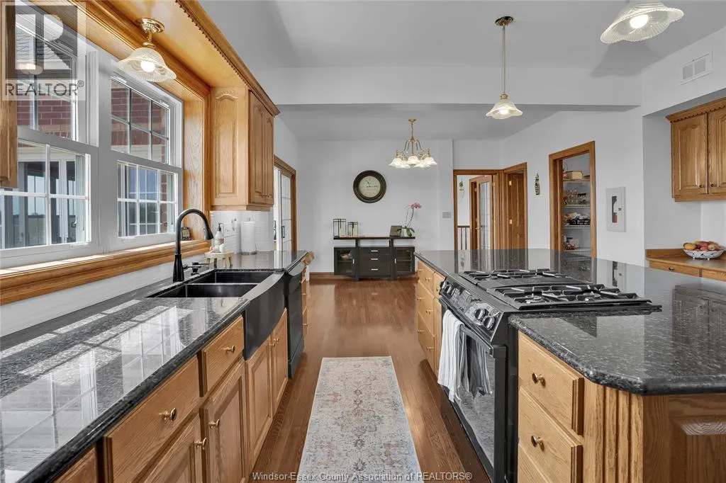 3705 CONCESSION 3 RD N
