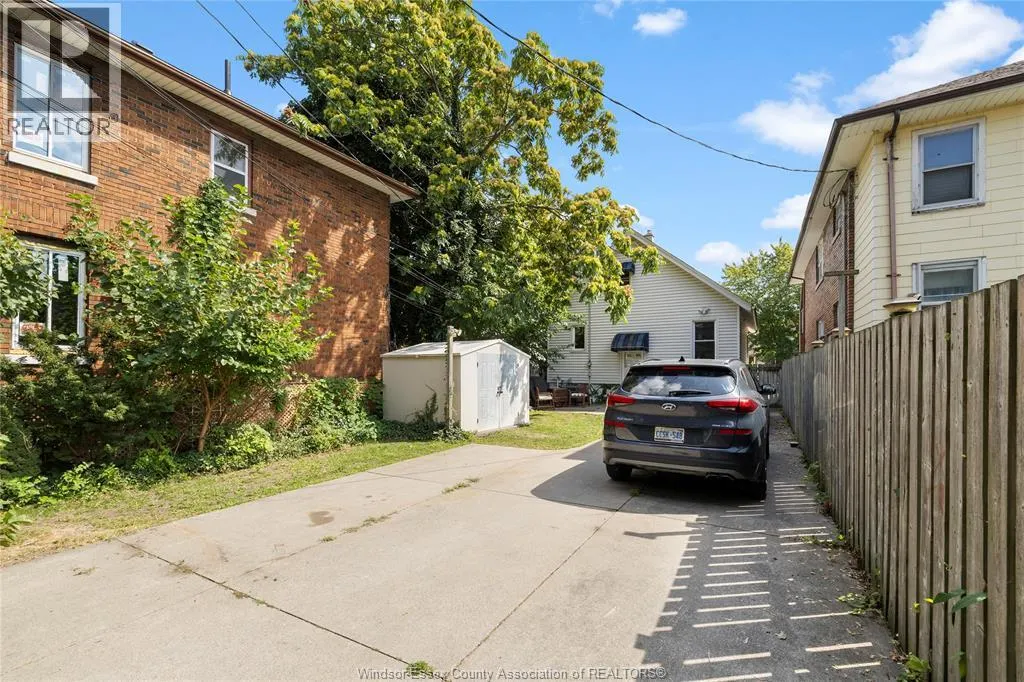 86 HANNA STREET East