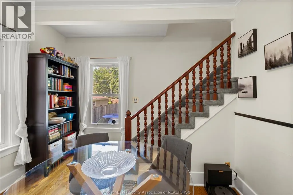 86 HANNA STREET East