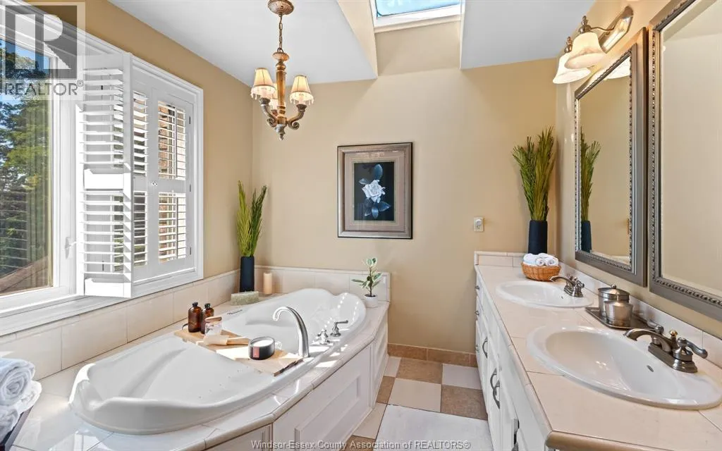 379 ELMGROVE DR