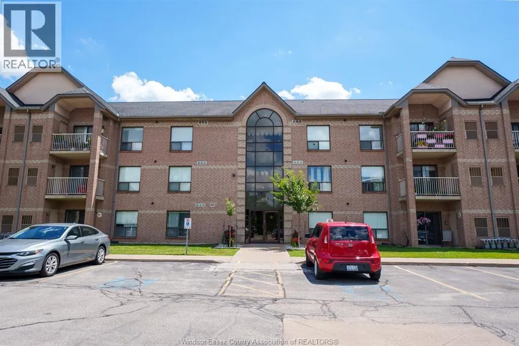 451 GRAND MARAIS ROAD West Unit# 110