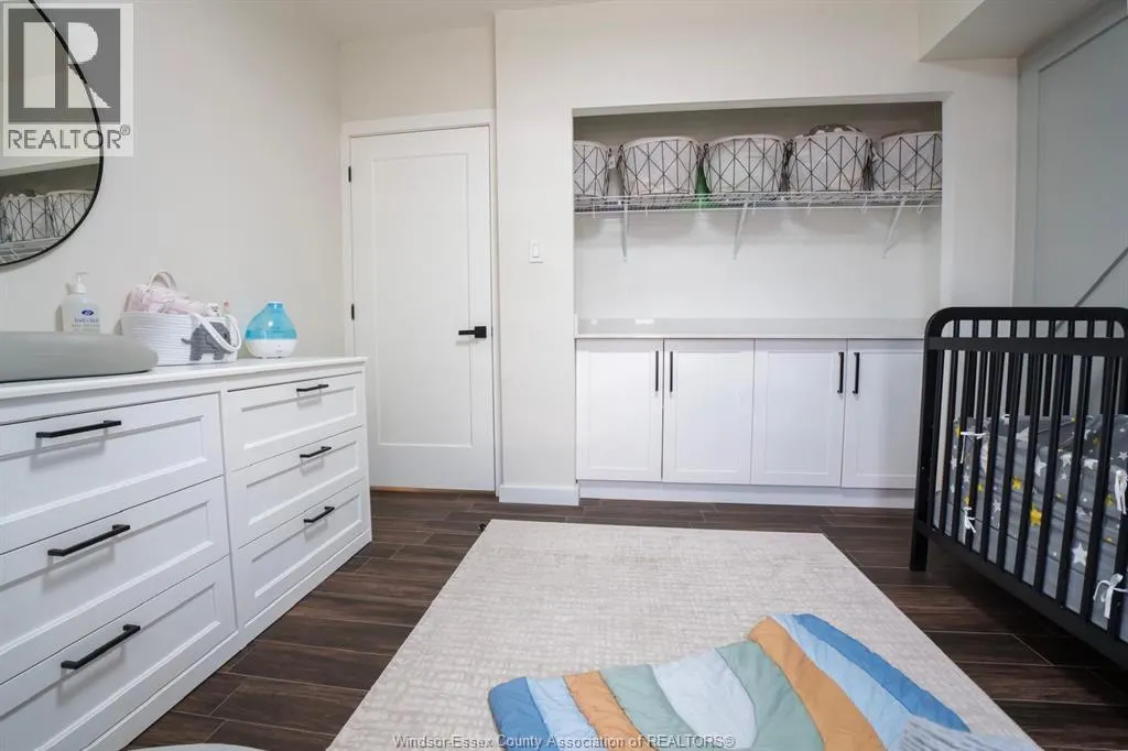 451 GRAND MARAIS ROAD West Unit# 110