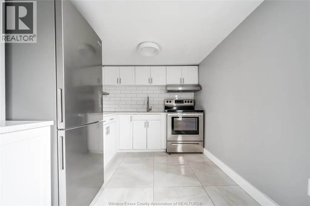 1219 MONMOUTH