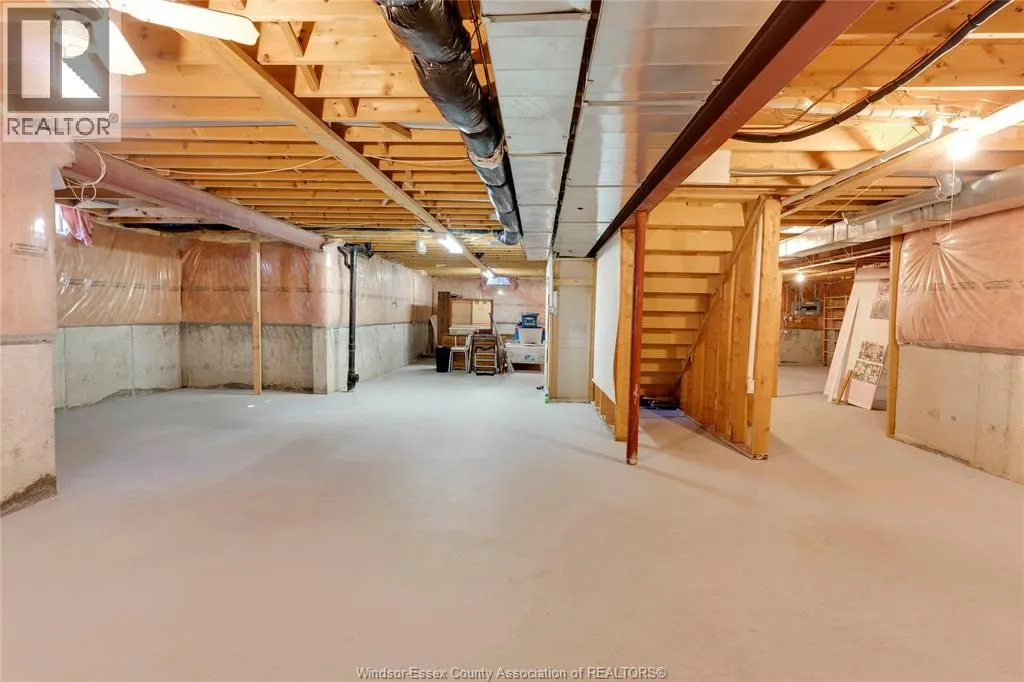 579 COUSINEAU ROAD