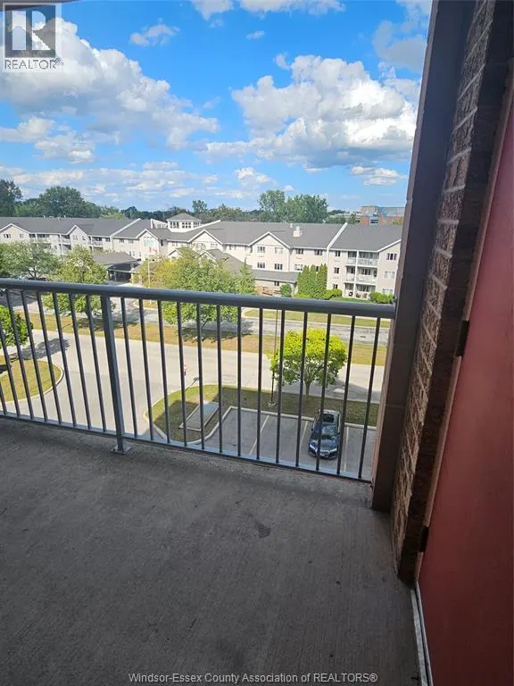 3855 SOUTHWINDS Unit# 502