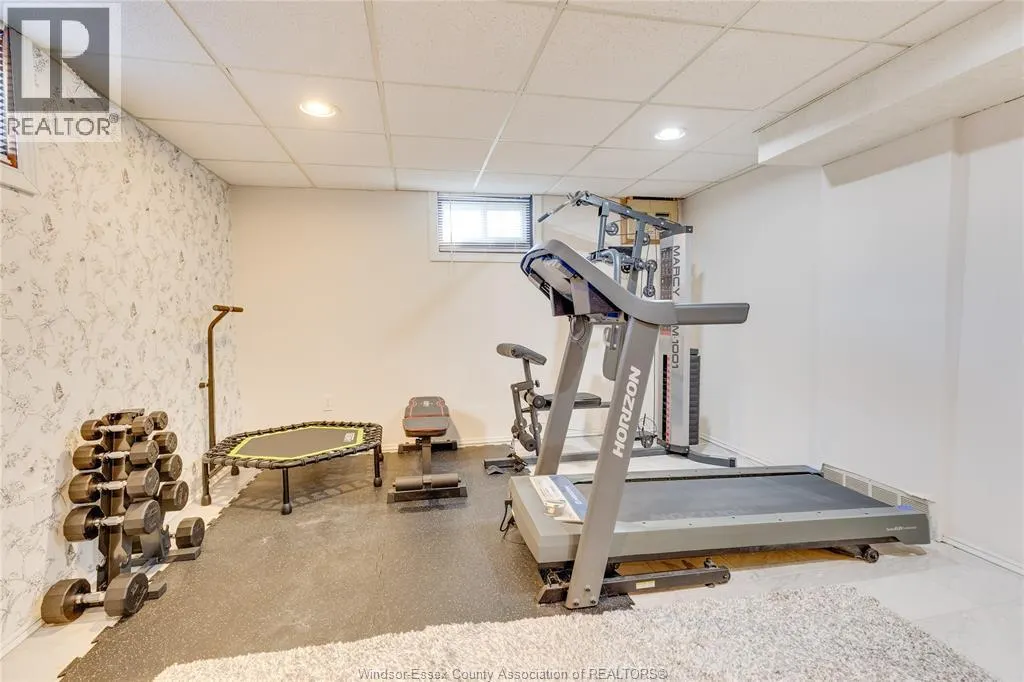 4330 MOUNT ROYAL