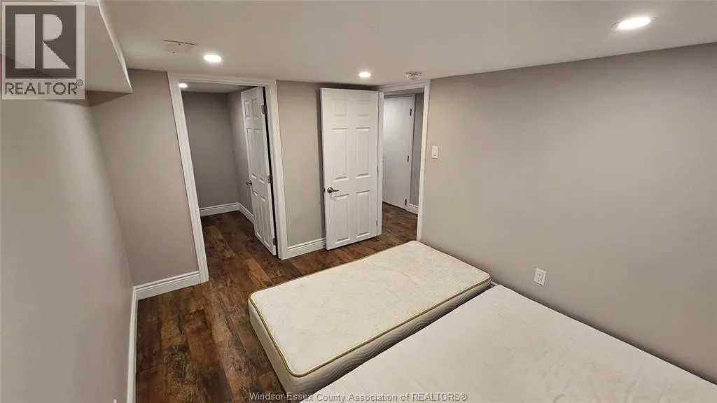 4200 MITCHELL CRESCENT Unit# B
