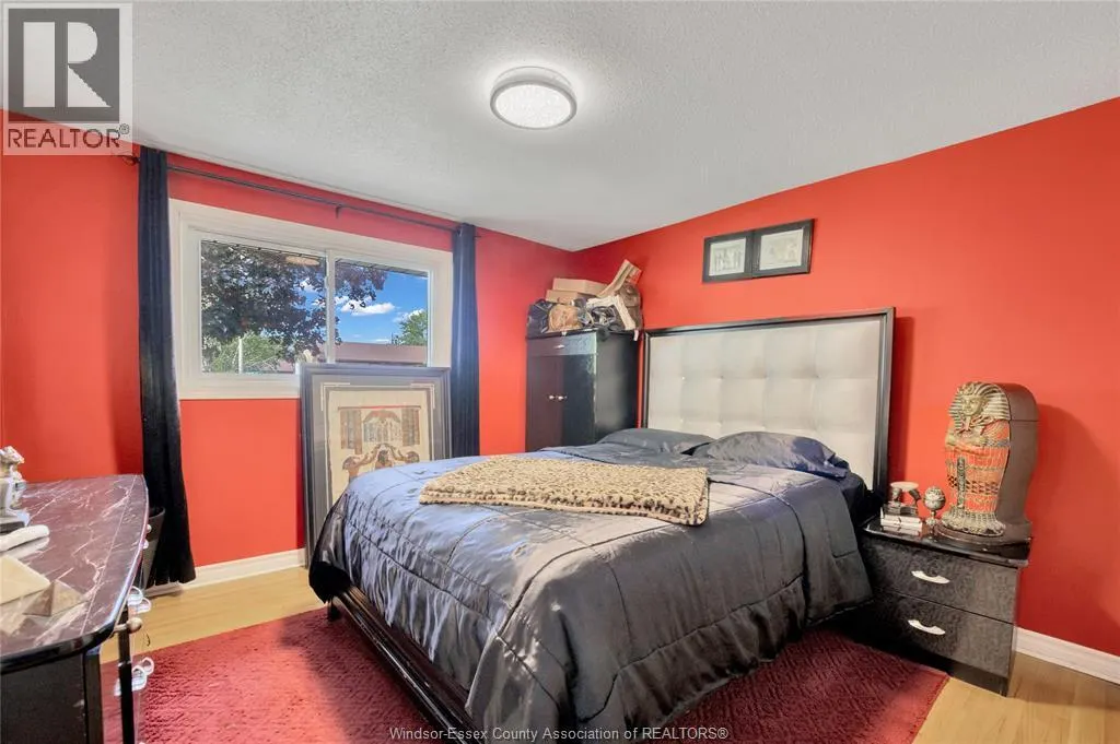 3990 MYRTLE