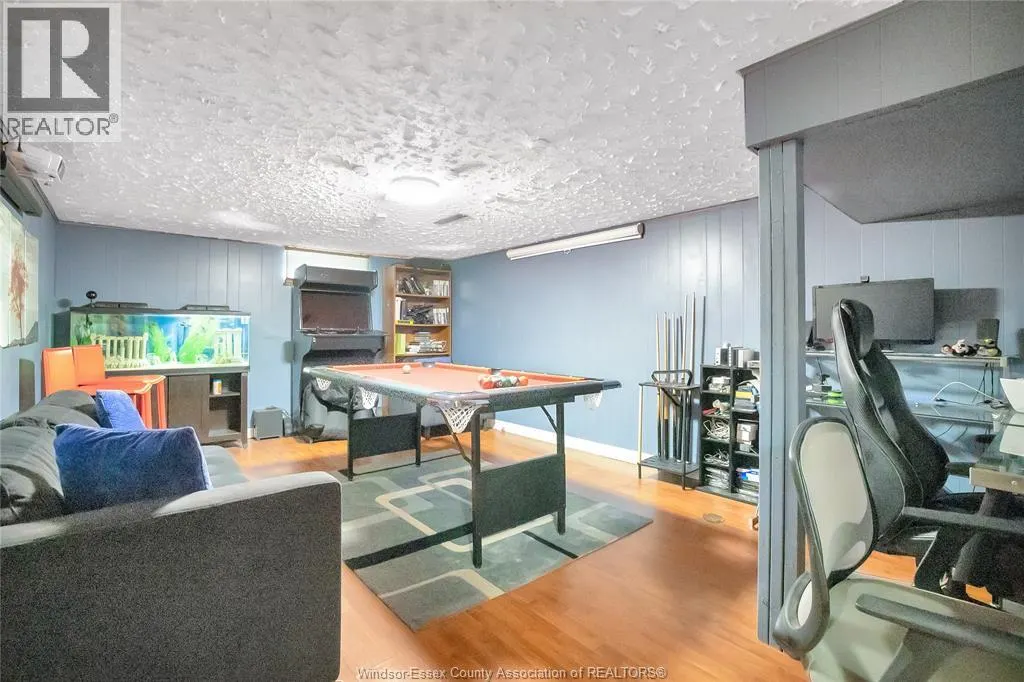 3990 MYRTLE