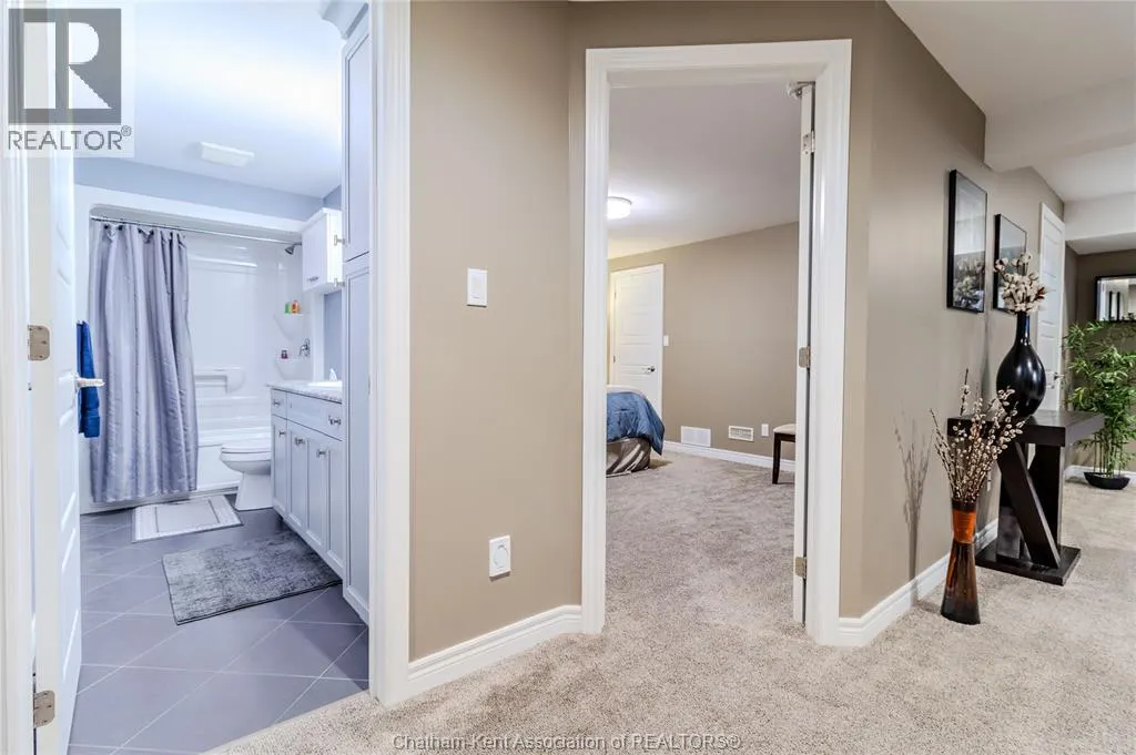 59 GREGORY DRIVE East