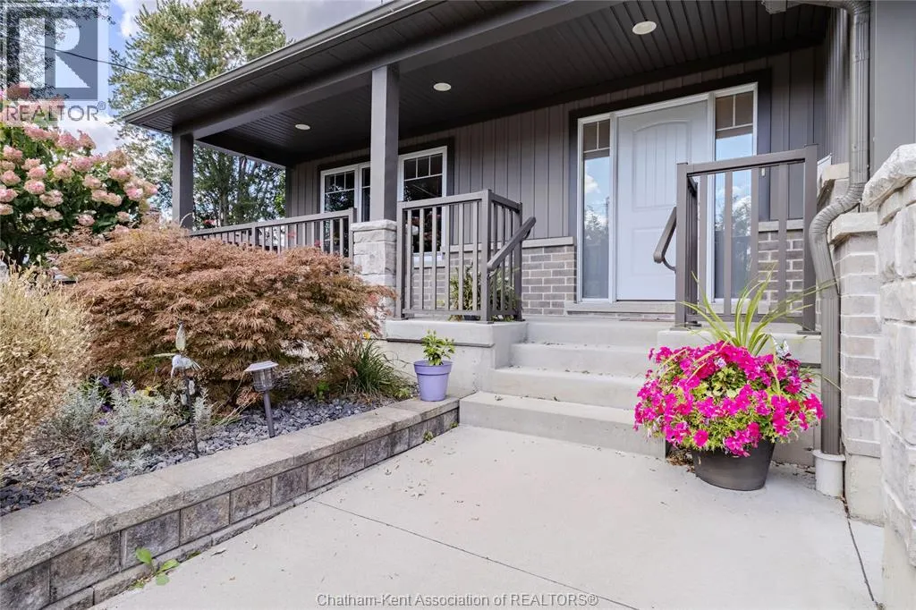 59 GREGORY DRIVE East