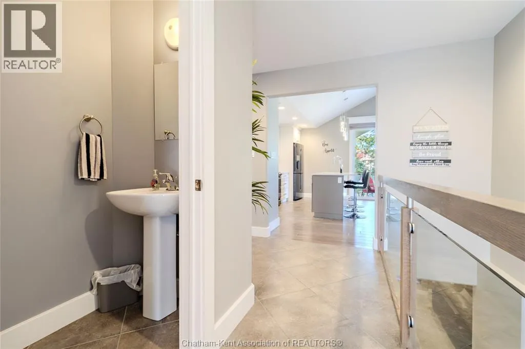 59 GREGORY DRIVE East