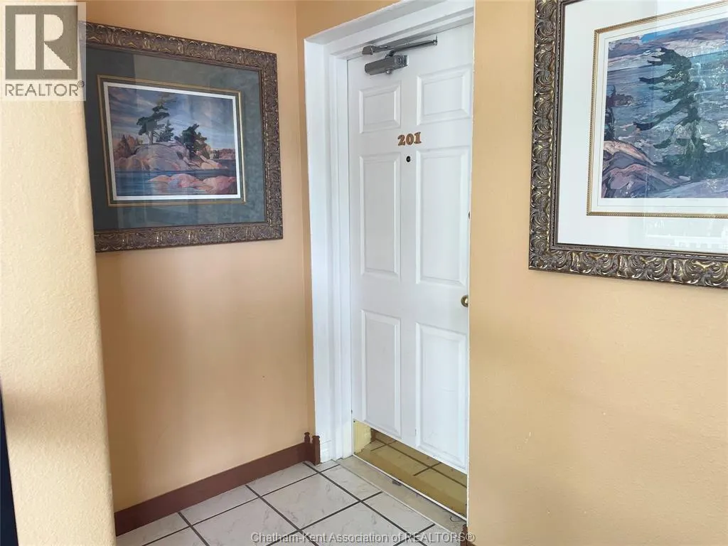 317 Queen STREET Unit# 201