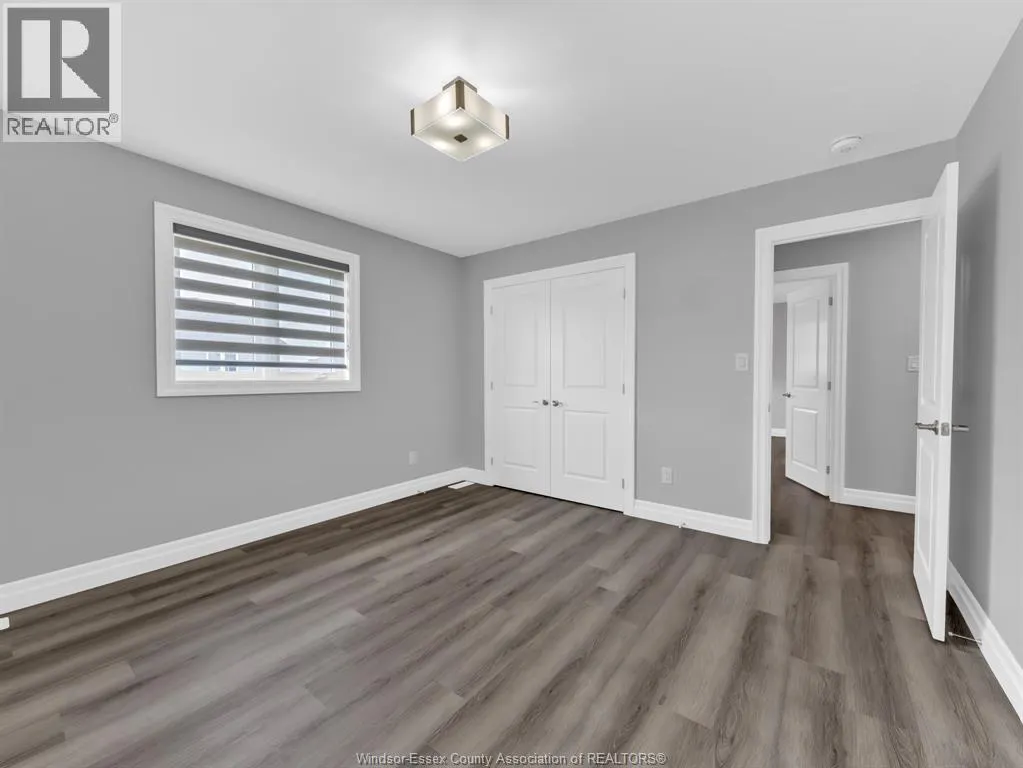 87 WARWICK DRIVE