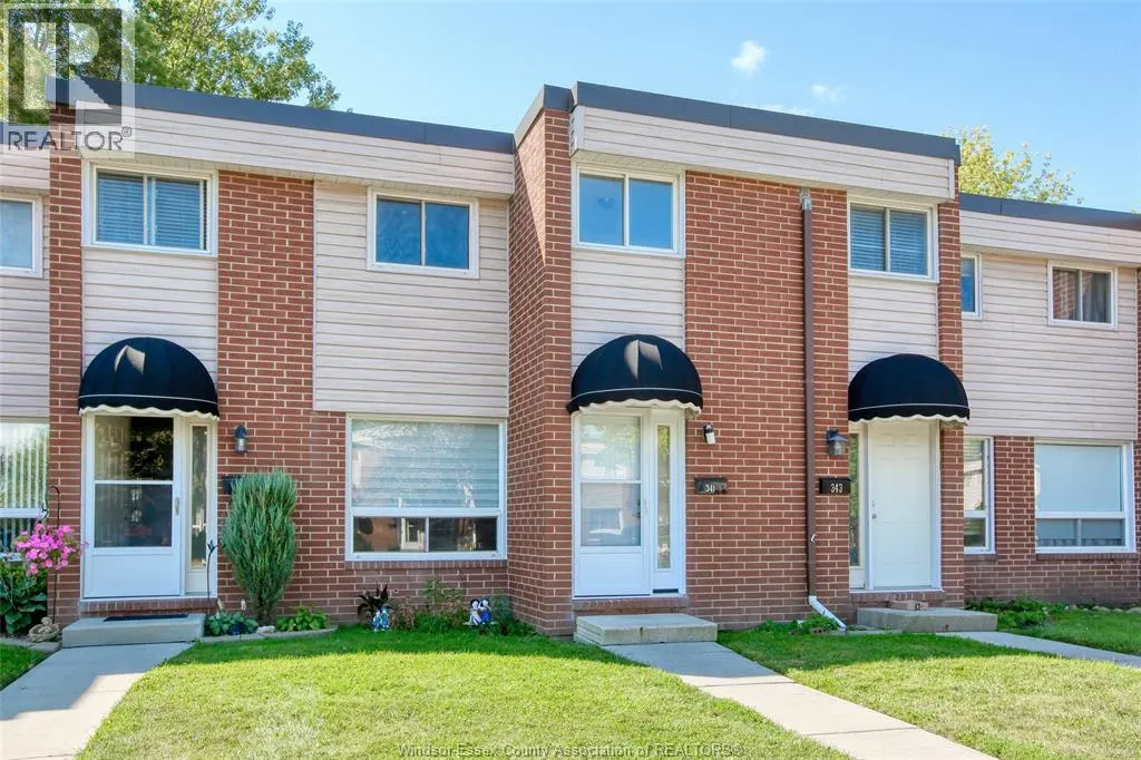 341 VICTORIA STREET Unit# 14