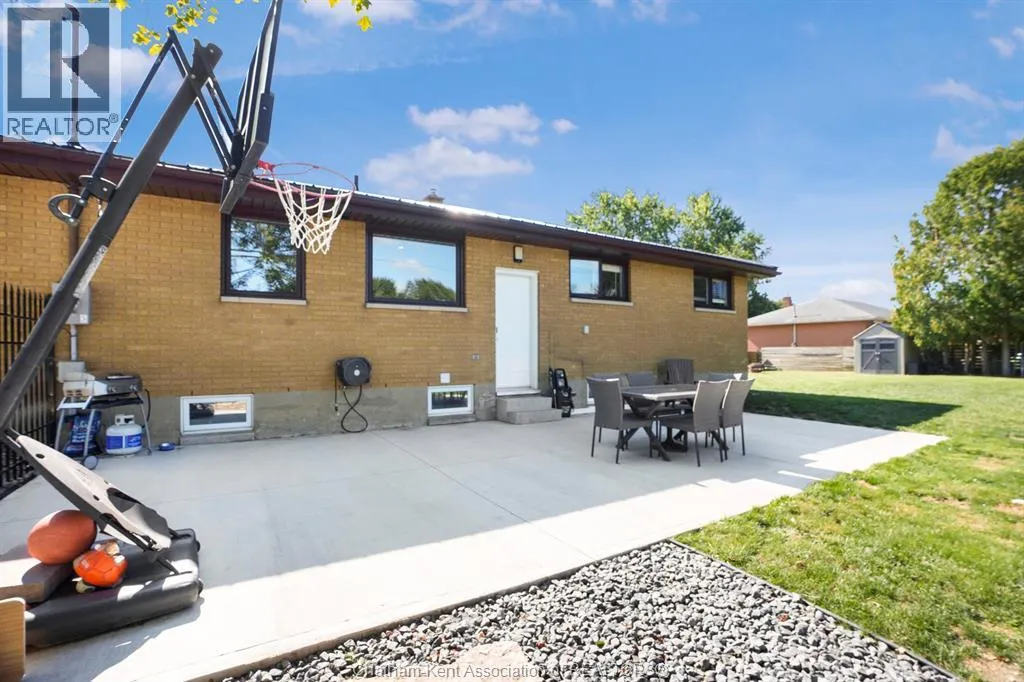 62 DUNVEGAN DRIVE