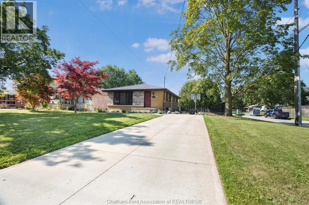 62 DUNVEGAN DRIVE