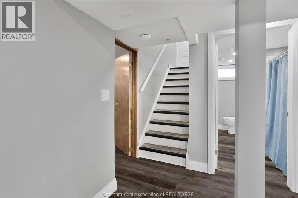 62 DUNVEGAN DRIVE