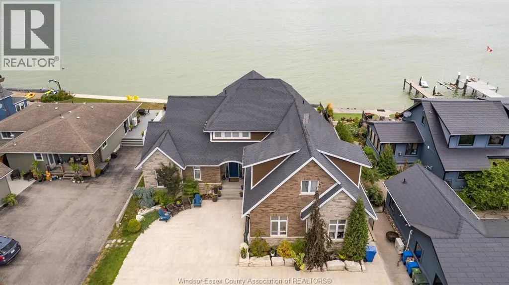 1322 Shoreline