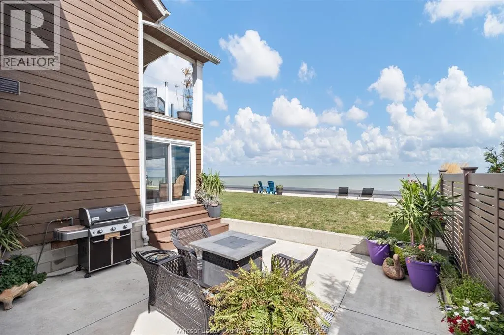 1322 Shoreline